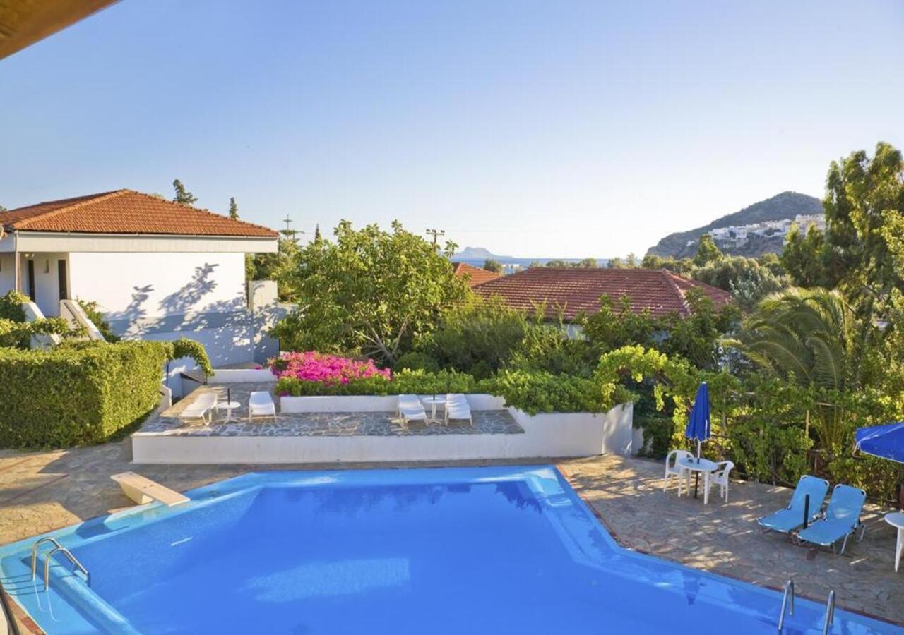 Sunningdale Hotel Agia Galini Exterior foto