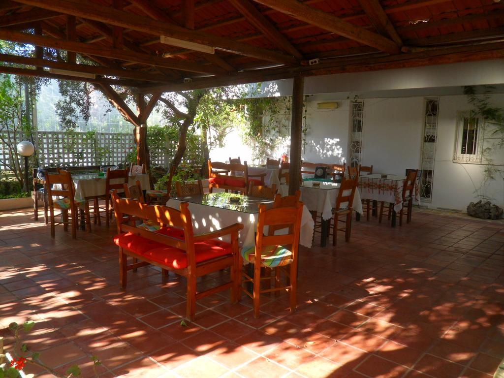 Sunningdale Hotel Agia Galini Exterior foto